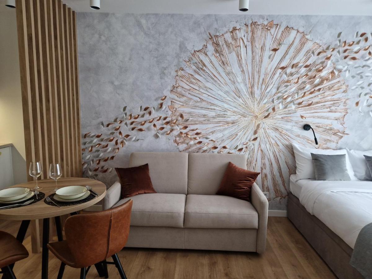 Apartament Sunray Cracovia Esterno foto